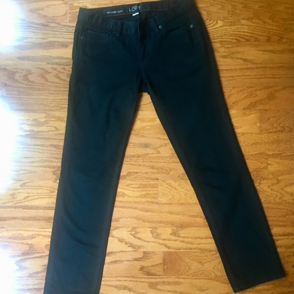 Loft by Ann Taylor woman’s modern fit black denim Jeans Size 8